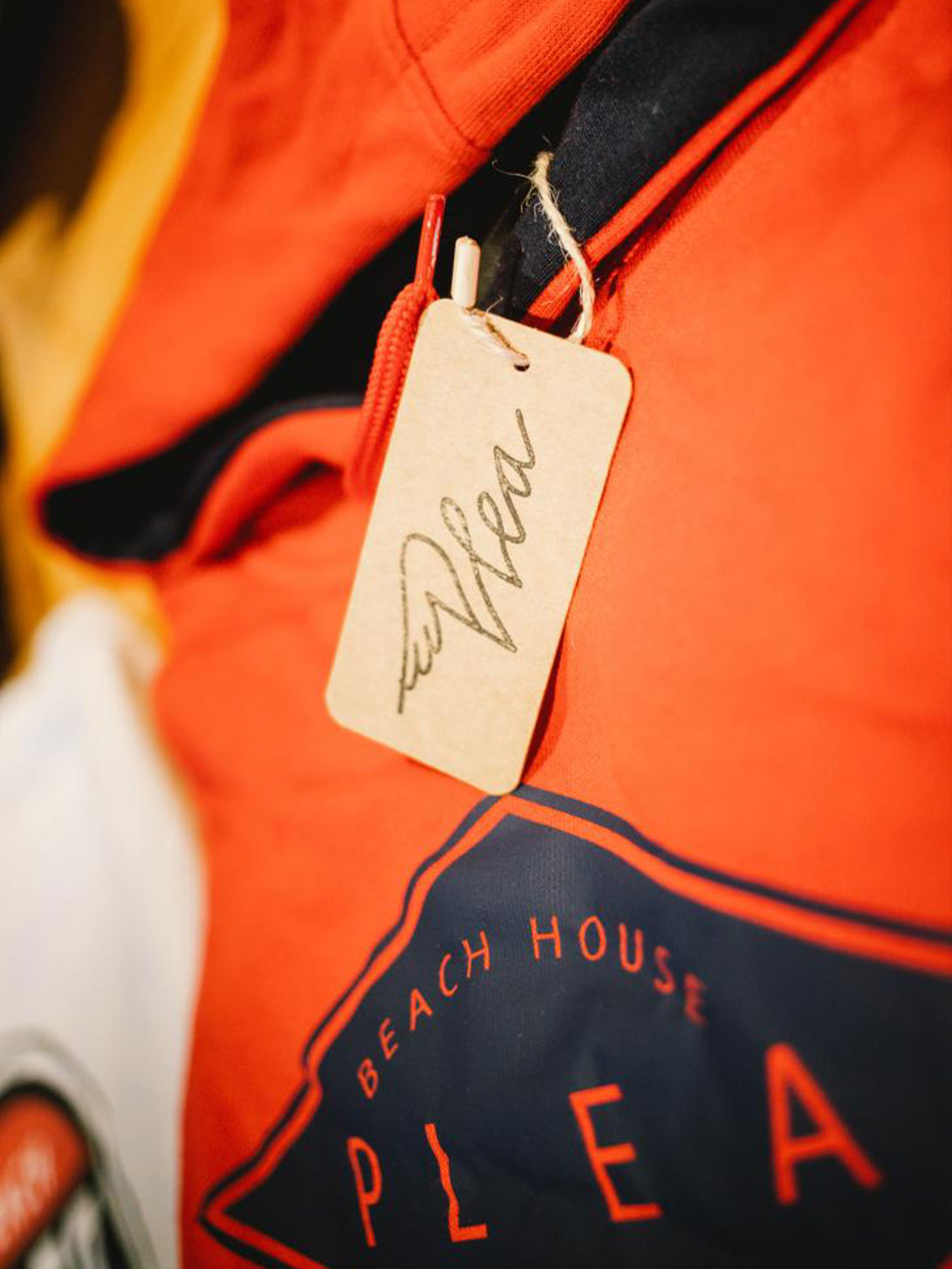 sudadera plea surf club campus actividades